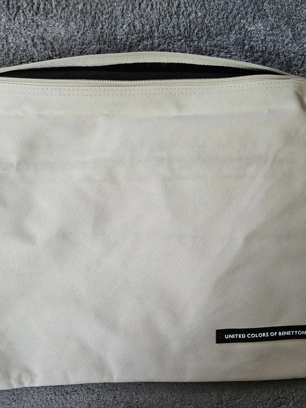 United Colors of Benetton Reversible Black/ivory  Messenger Bag